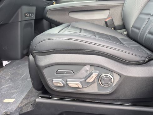 New 2026 Kia EV9 Land w/ Nightfall Edition Package image 11