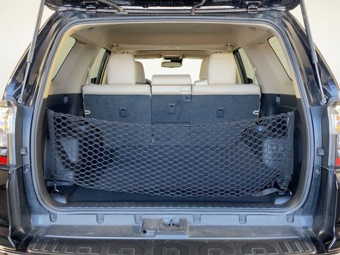 Used 2023 Toyota 4Runner Limited image 30