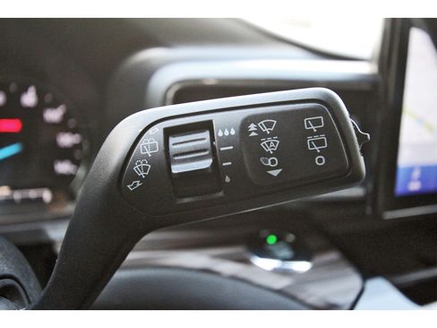 Used 2021 Ford Explorer Limited w/ Hybrid Equipment Group 310A RWD image 19