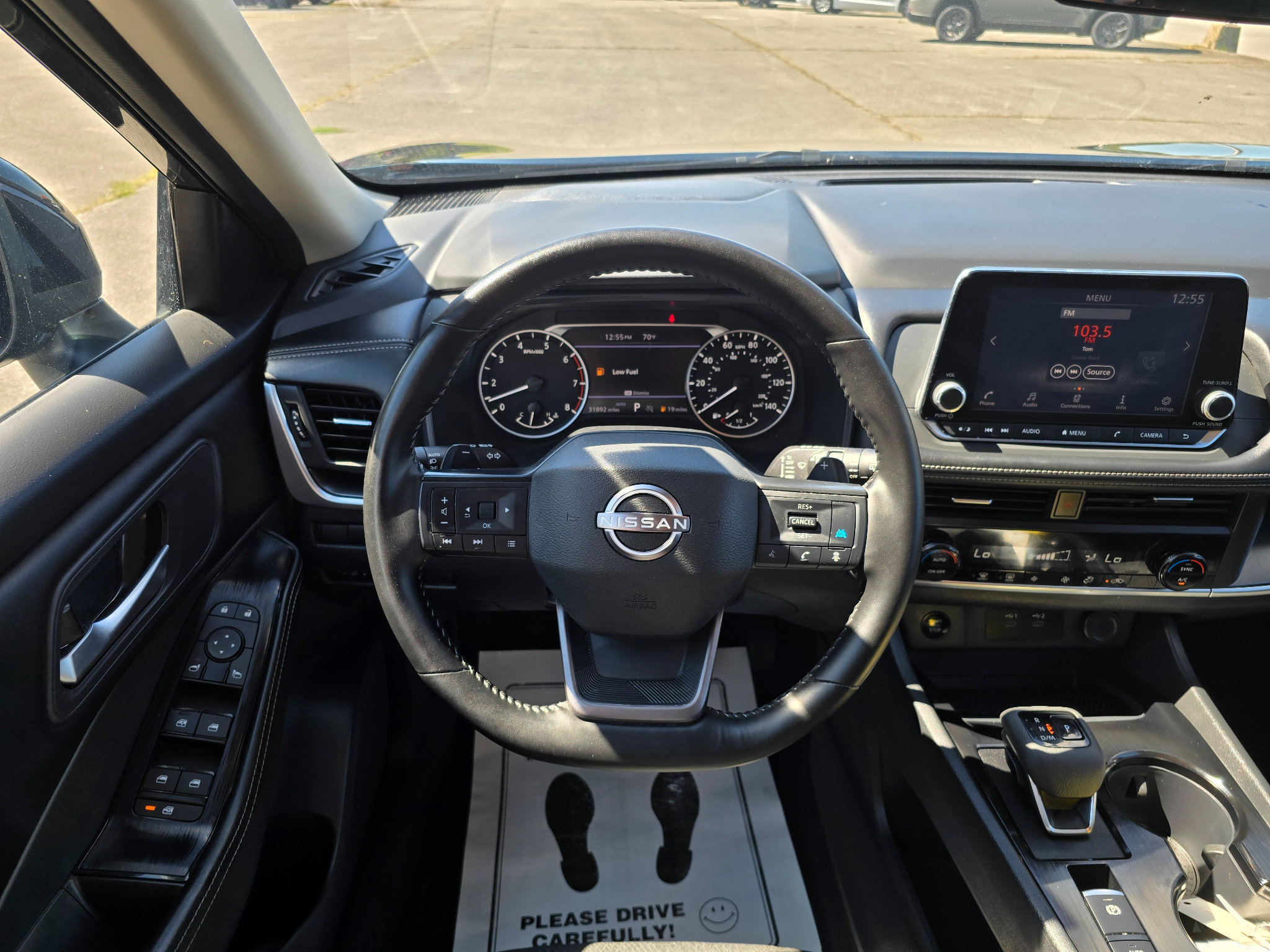 Used 2025 Nissan Rogue SV AWD/4WD image 15