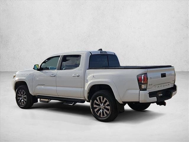 Used 2022 Toyota Tacoma Limited AWD/4WD image 7