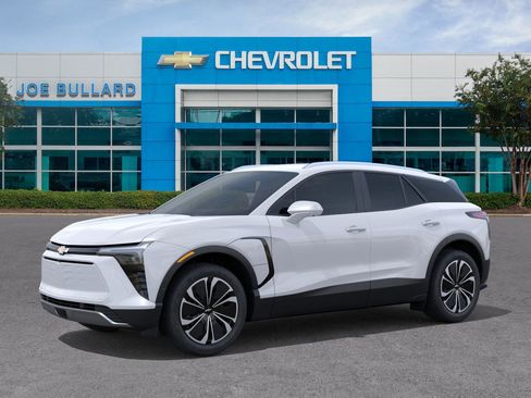 New 2025 Chevrolet Blazer EV LT image 41
