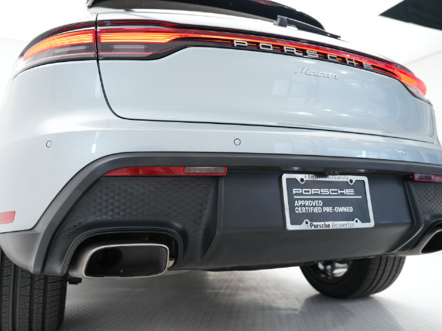 Certified 2026 Porsche Macan AWD/4WD image 37