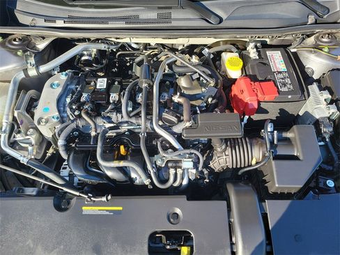 Used 2023 Nissan Sentra SR w/ SR Premium Package image 29