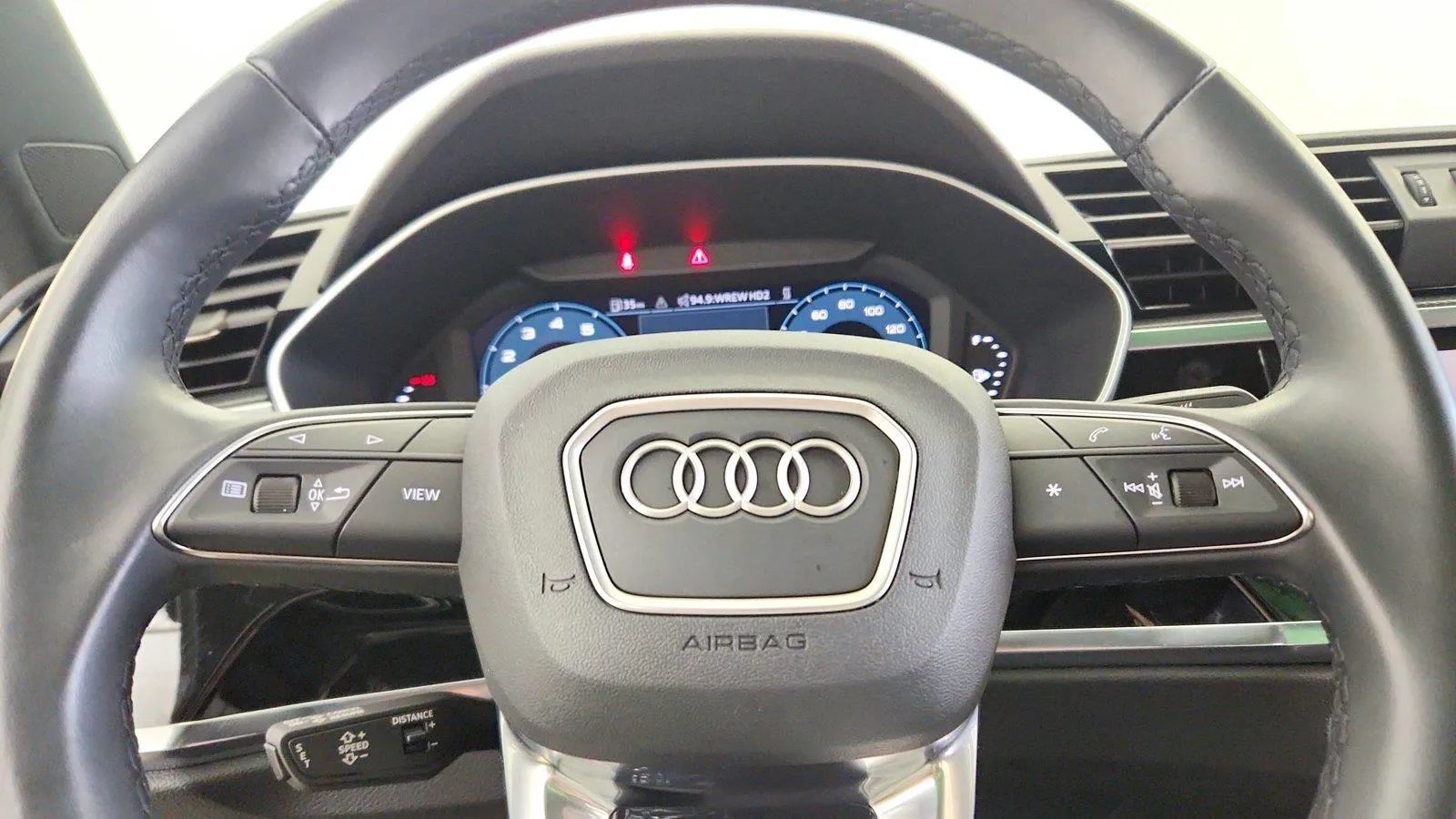 Used 2024 Audi Q3 2.0T Premium Plus w/ Premium Plus Package AWD/4WD image 18