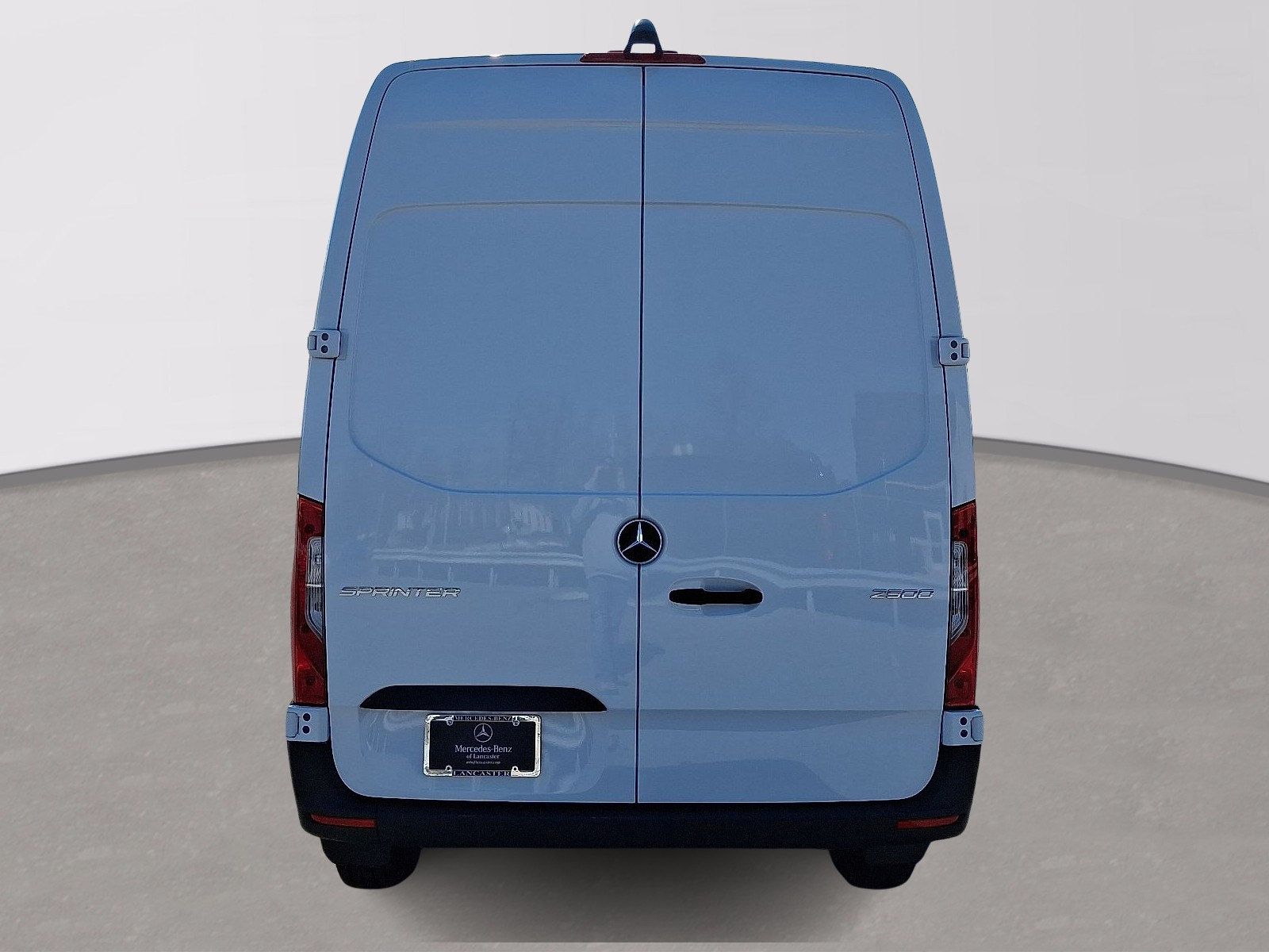 Used 2025 Mercedes-Benz Sprinter 2500 image 5
