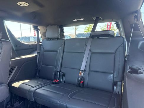 Used 2025 GMC Yukon Denali AWD/4WD image 19