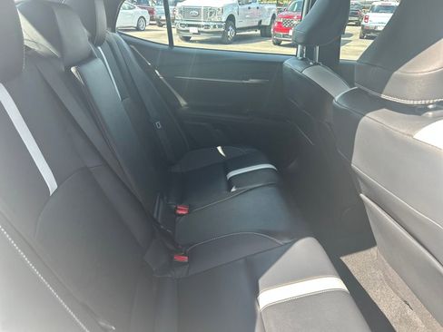 Used 2025 Toyota Camry SE image 20