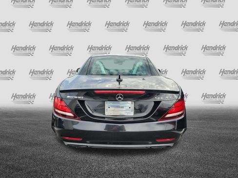 Used 2017 Mercedes-Benz SLC 43 AMG image 9