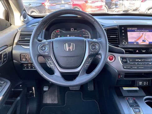 Used 2023 Honda Ridgeline RTL-E image 17