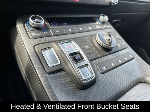 Used 2025 Hyundai Palisade Limited FWD image 18