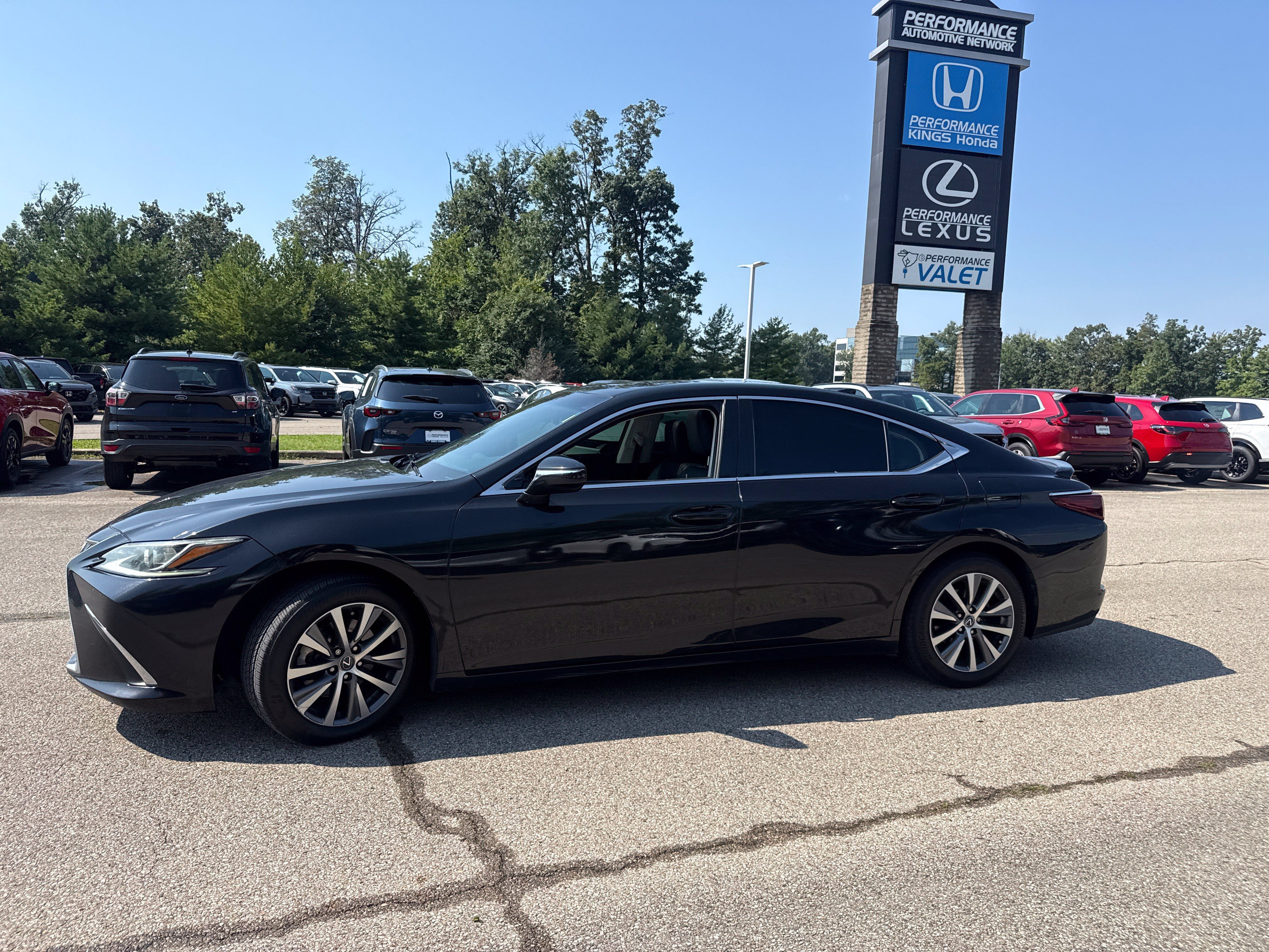 Used 2019 Lexus ES 350 w/ Premium Package FWD image 14