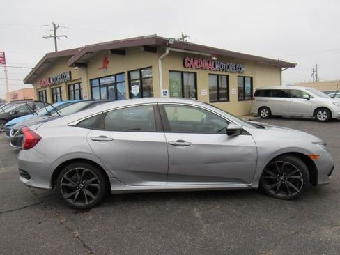 Used 2021 Honda Civic Sport image 8