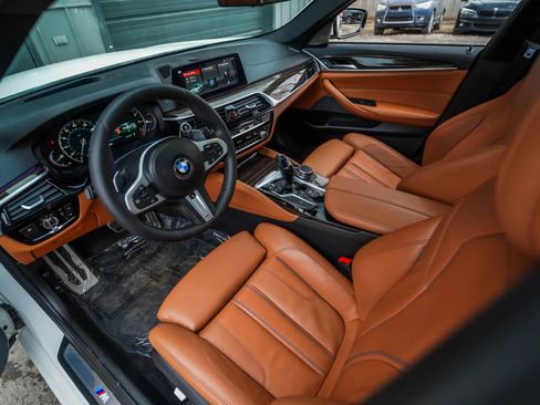 Used 2019 BMW 540i xDrive w/ M Sport Package image 12
