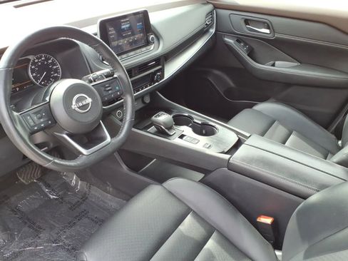 Used 2023 Nissan Rogue SV w/ SV Premium B Package FWD image 17