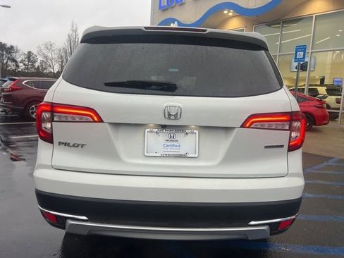Certified 2020 Honda Pilot Touring image 7