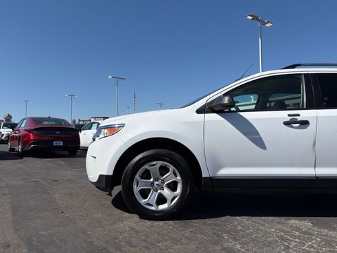 Used 2014 Ford Edge SE w/ Equipment Group 101A AWD/4WD image 10