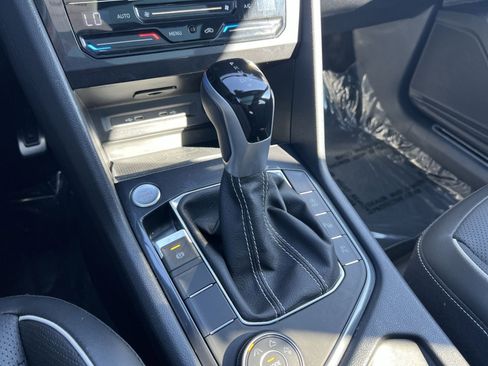 Used 2024 Volkswagen Tiguan SEL R-Line AWD/4WD image 30