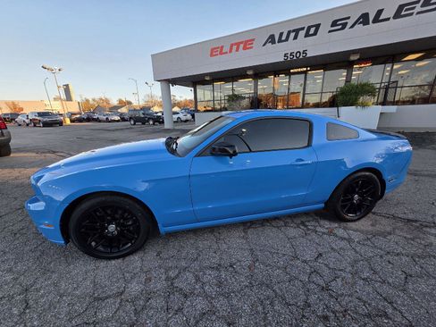 Used 2014 Ford Mustang Coupe w/ Equipment Group 102A image 8