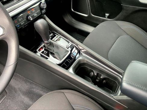 Certified 2025 Jeep Compass Sport AWD/4WD image 17