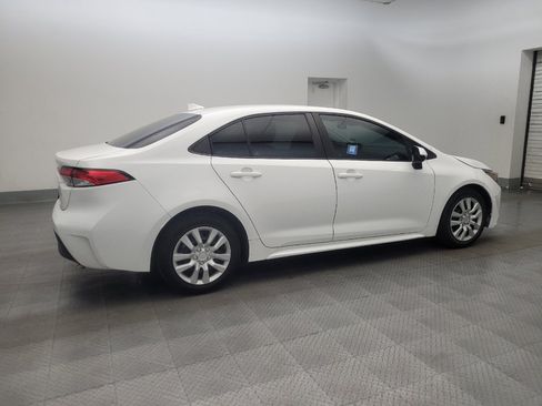 Used 2024 Toyota Corolla LE FWD image 10