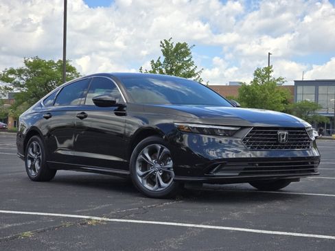 Used 2024 Honda Accord EX-L image 2