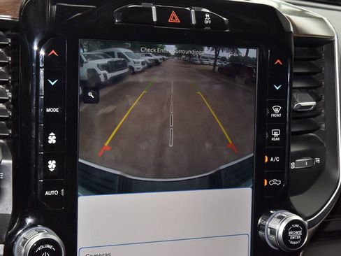 Used 2024 RAM 2500 Laramie image 28