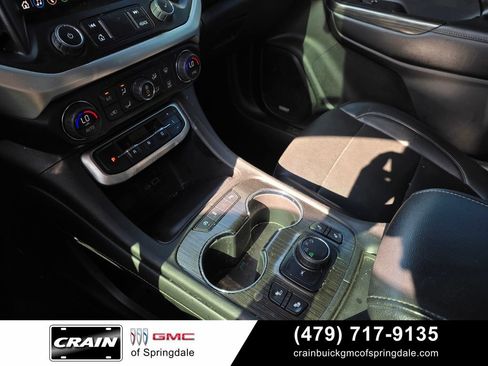 Used 2023 GMC Acadia SLT AWD/4WD image 20