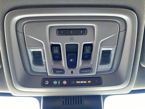 New 2025 GMC Sierra 2500 Denali w/ Denali Reserve Package image 26