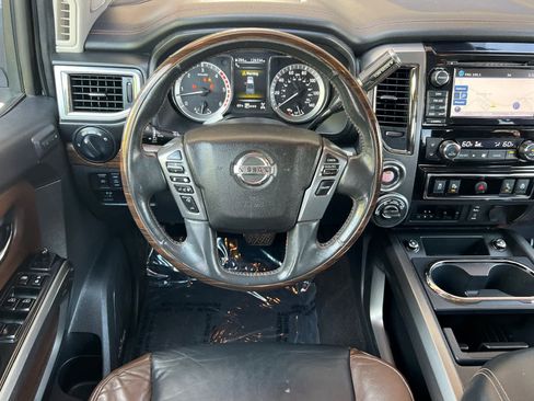 Used 2016 Nissan Titan Platinum Reserve AWD/4WD image 15