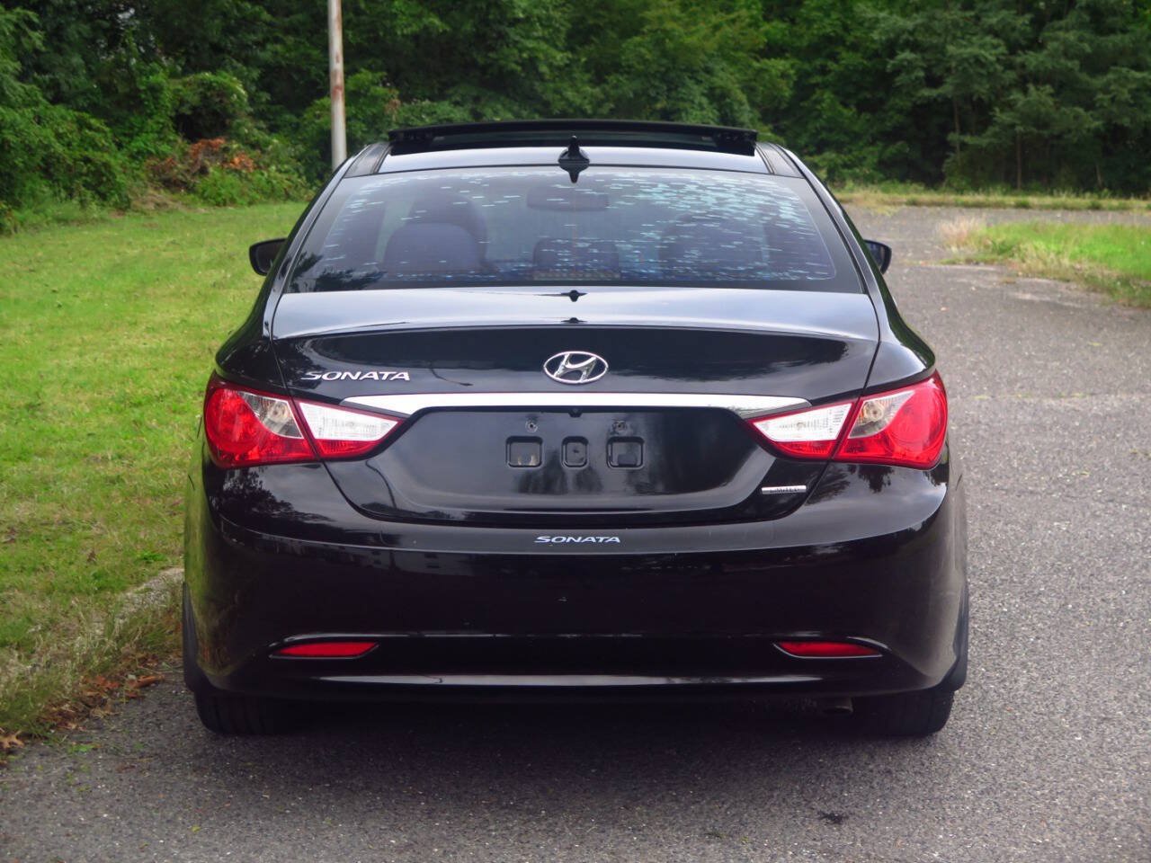 Used 2013 Hyundai Sonata Limited w/ Premium Pkg FWD image 23