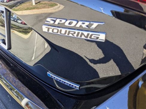 Certified 2025 Honda Civic Sport Touring image 14