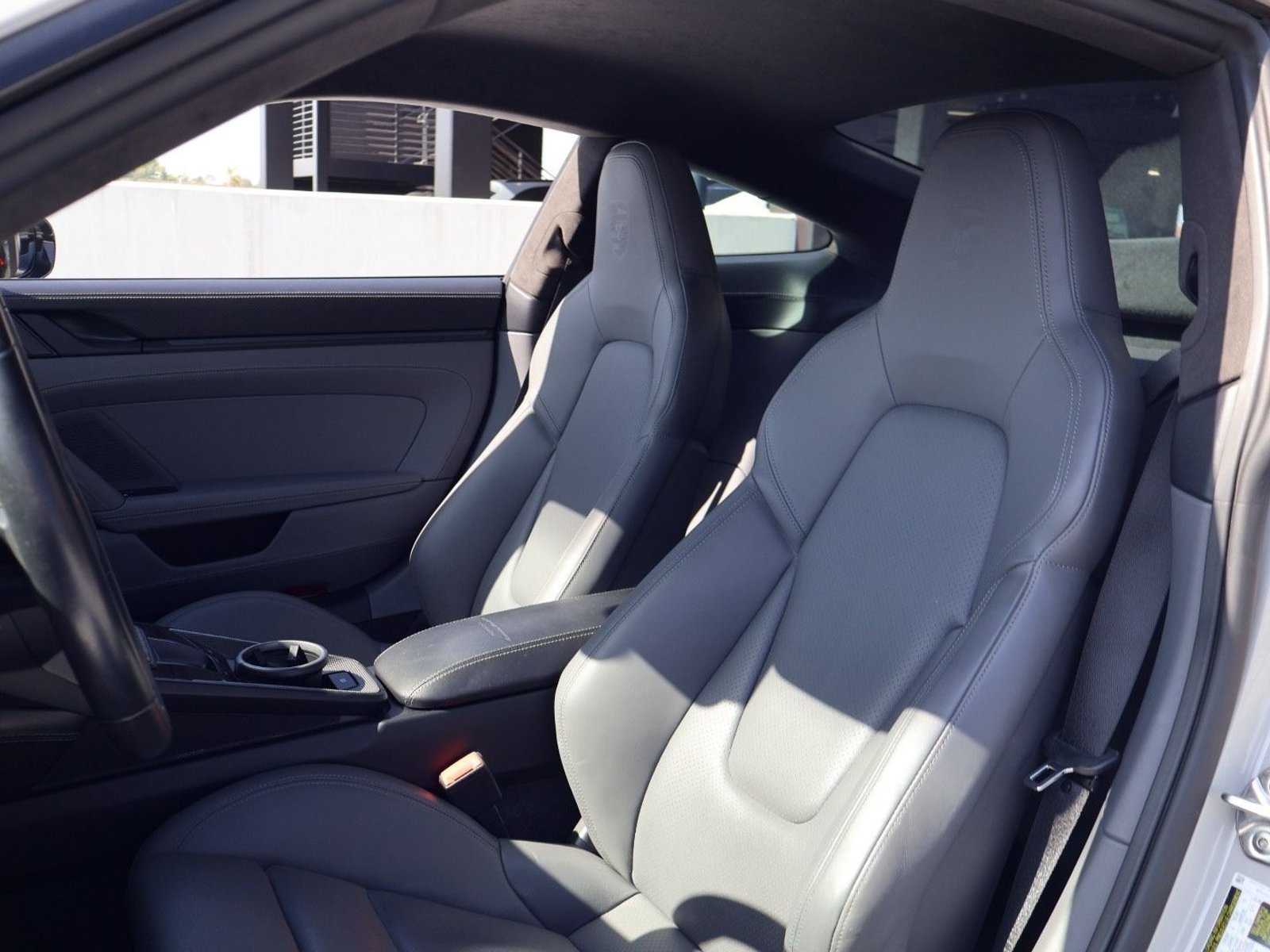 Certified 2022 Porsche 911 GT3 RWD image 5
