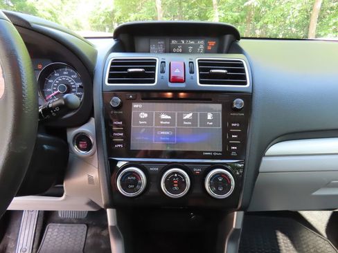 Used 2016 Subaru Forester 2.5i Touring w/ Popular Package #2 AWD/4WD image 22