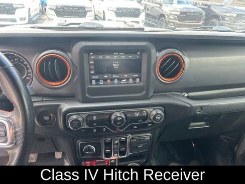 Used 2021 Jeep Gladiator Mojave w/ Trailer Tow Package AWD/4WD image 11