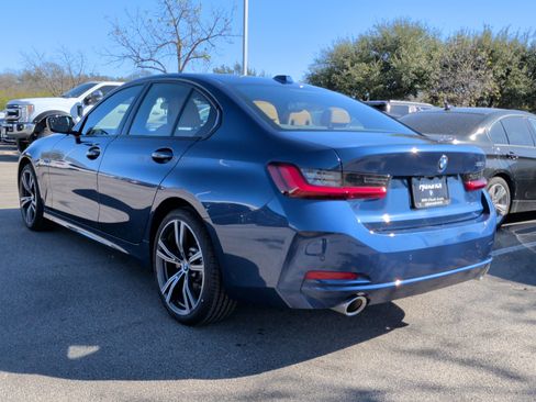 Certified 2023 BMW 330i Sedan w/ Driving Assistance Package image 12