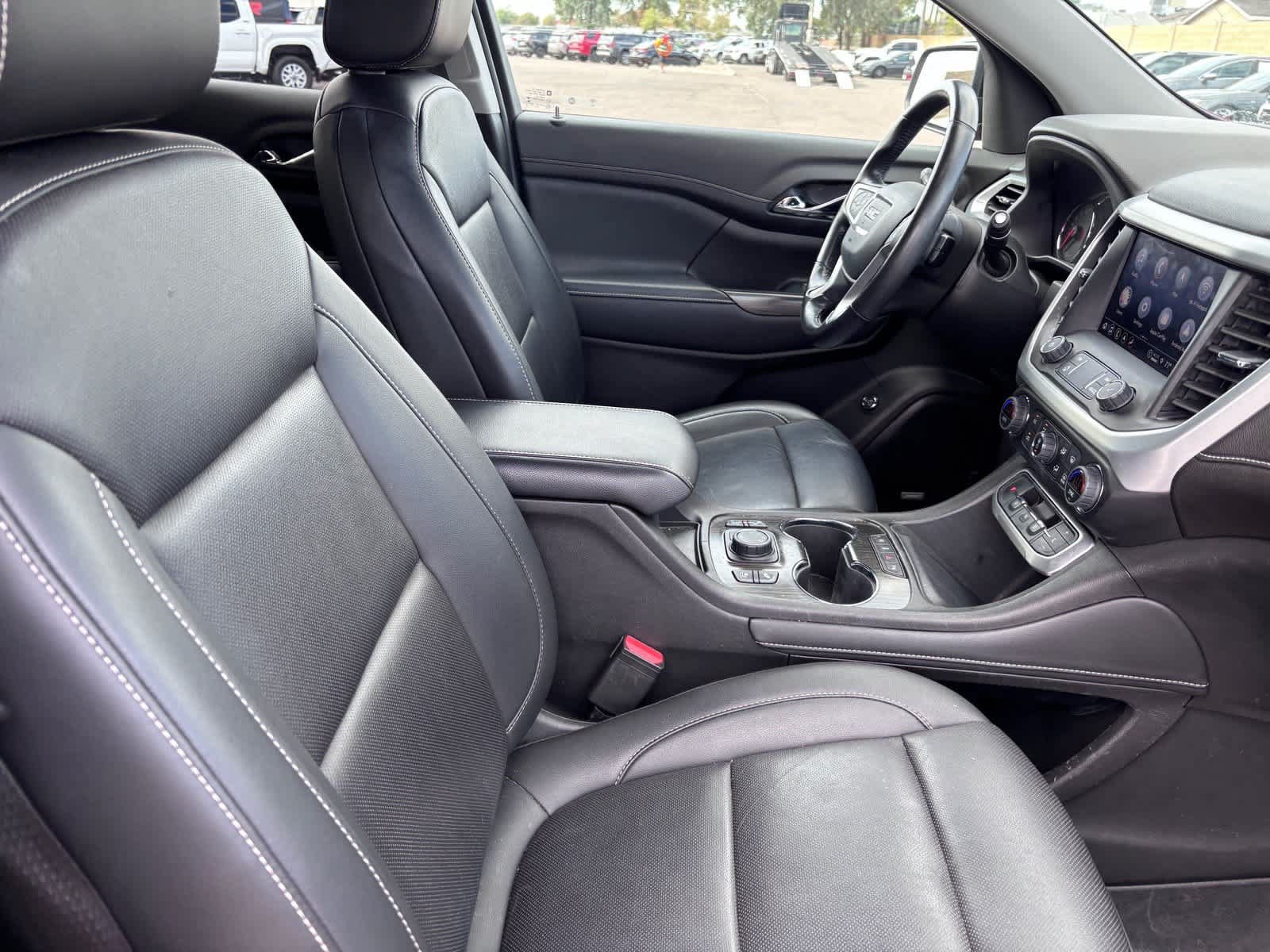 Used 2022 GMC Acadia SLT w/ Elevation Edition AWD/4WD image 9