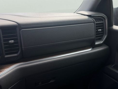 Used 2023 Chevrolet Silverado 1500 LT RWD image 48