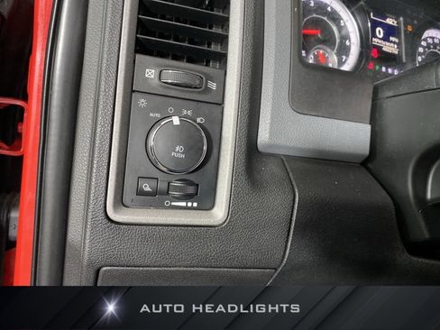 Used 2018 RAM 1500 Express w/ Express Value Package image 23