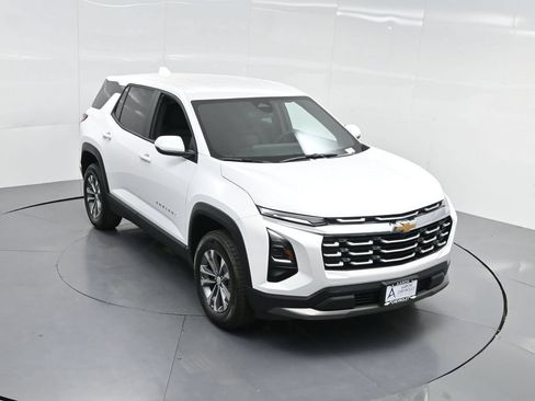 New 2026 Chevrolet Equinox LT AWD/4WD image 44