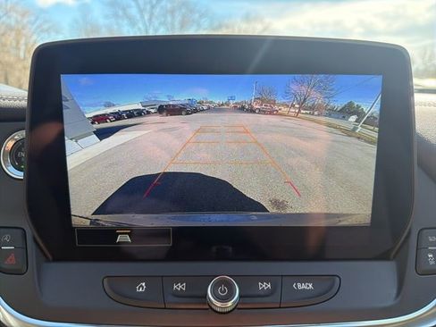 Certified 2024 Chevrolet Blazer LT w/ Convenience Package FWD image 6