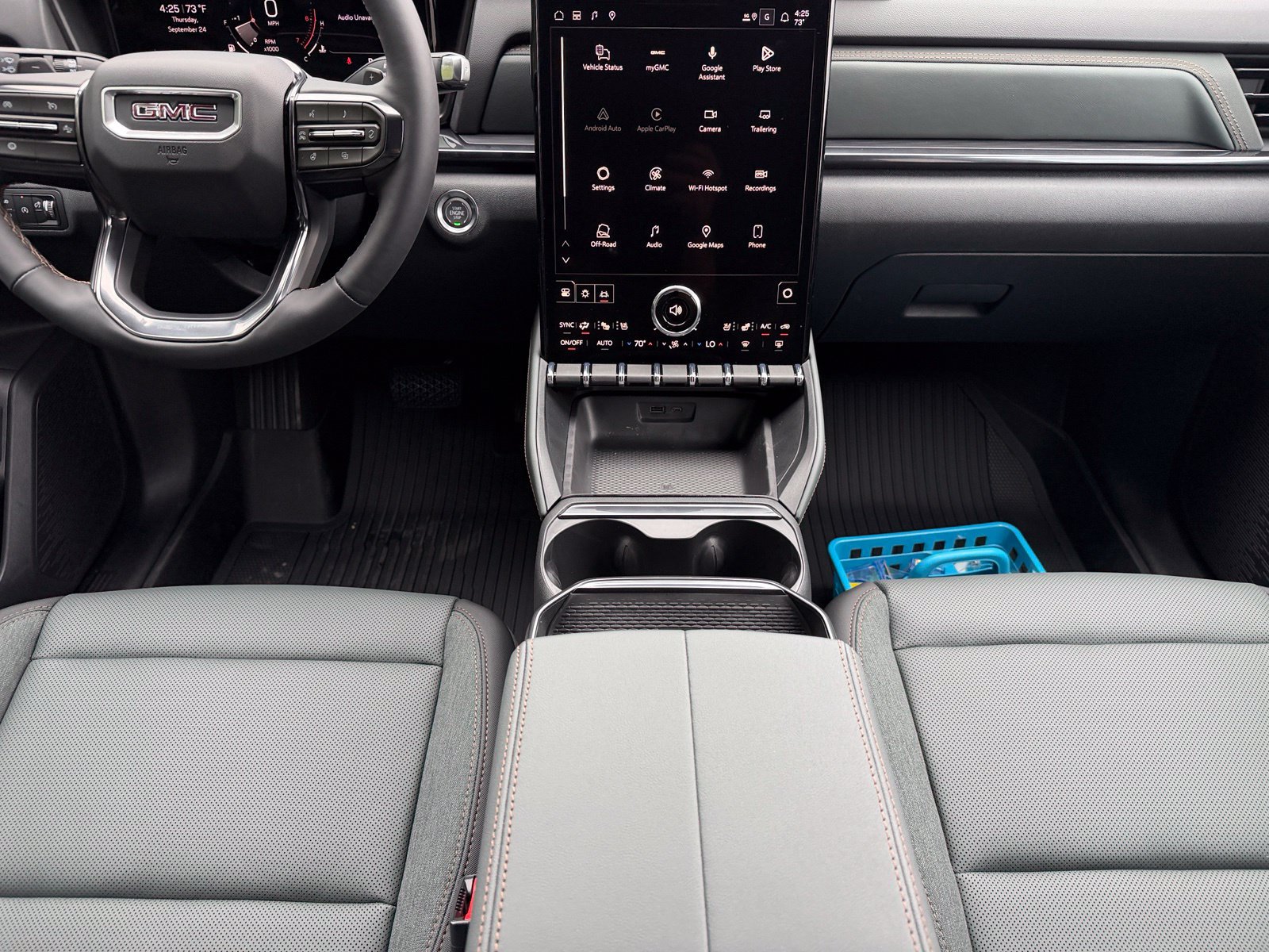 New 2027 GMC Terrain AT4 w/ Convenience Package III AWD/4WD image 27