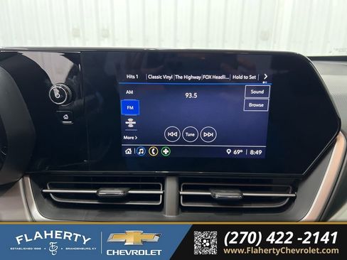 Used 2024 Chevrolet Trax RS image 27