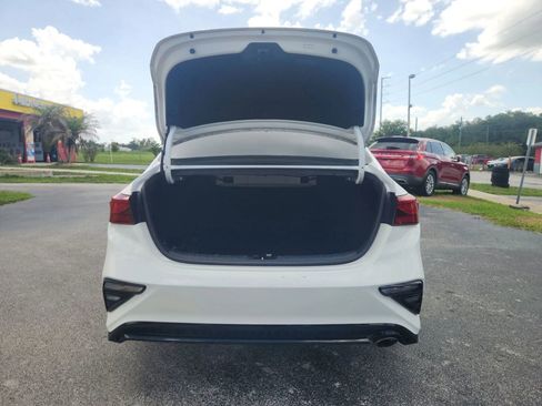 Used 2020 Kia Forte LXS FWD image 12