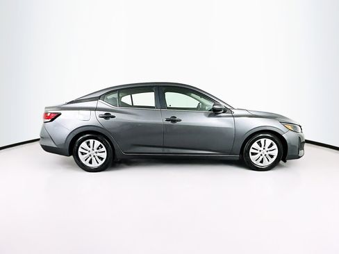 Used 2025 Nissan Sentra S image 10