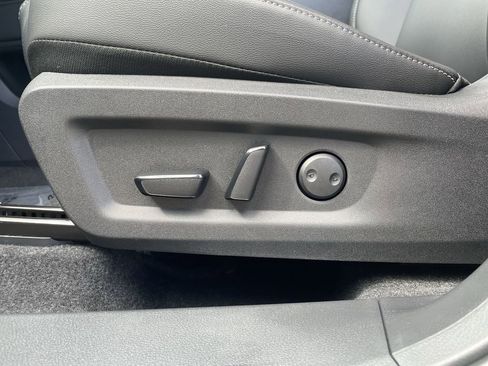 Certified 2025 Nissan Murano SL image 23