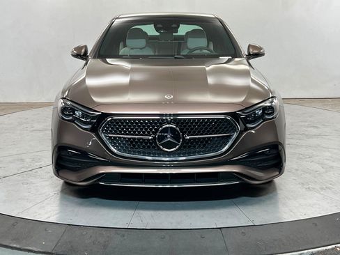 New 2026 Mercedes-Benz E 350 4MATIC Sedan image 8