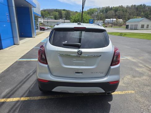 Used 2021 Buick Encore Preferred w/ Safety Package AWD/4WD image 7