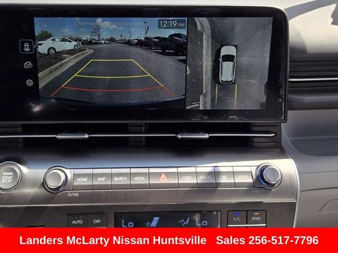 Used 2025 Hyundai Kona Limited image 22