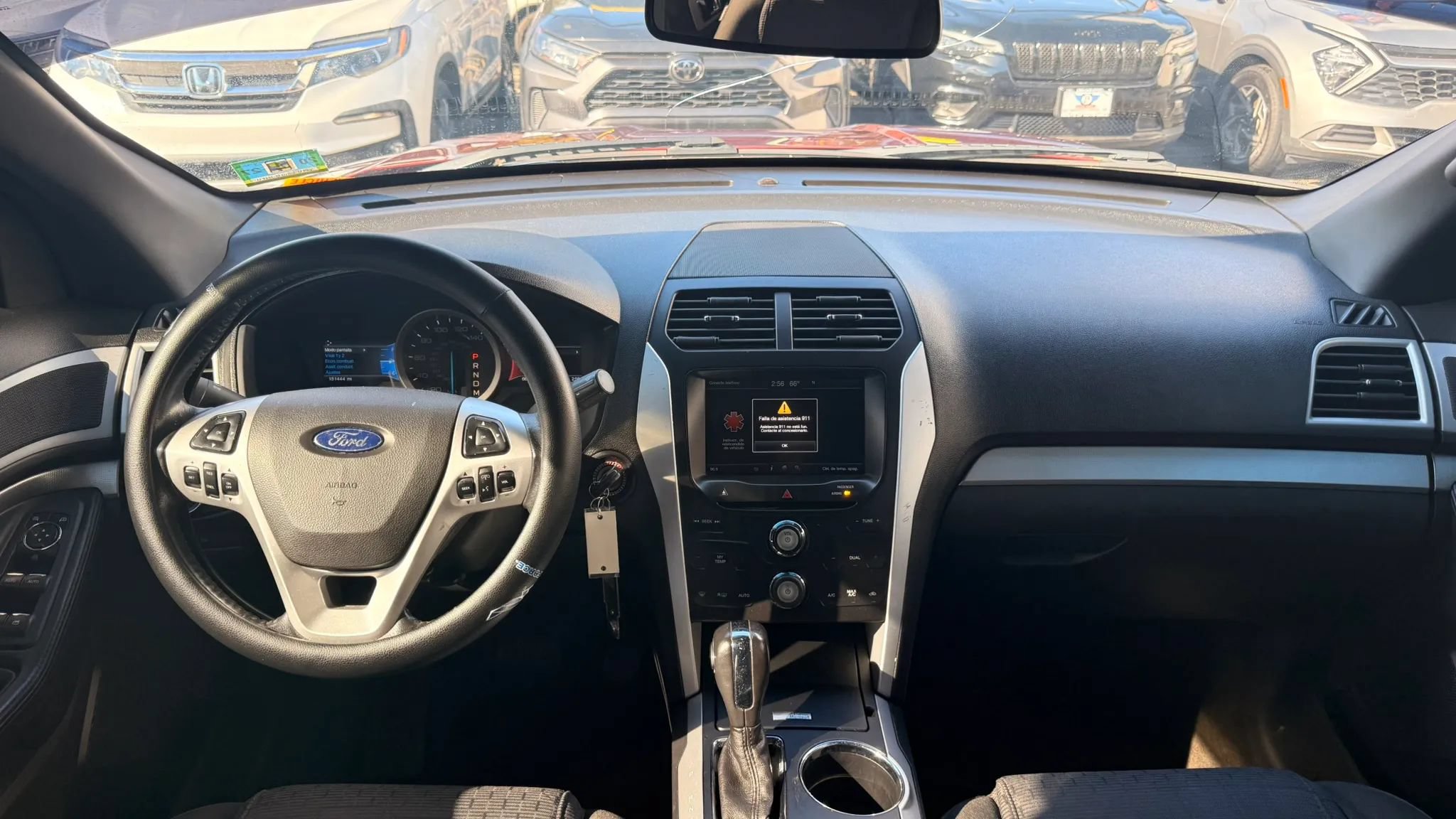 Used 2014 Ford Explorer XLT w/ Equipment Group 201A AWD/4WD image 16